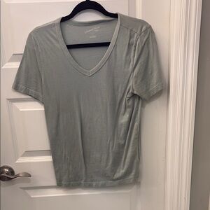 Universal Thread Green Fitted Short Sleeve T-Shirt